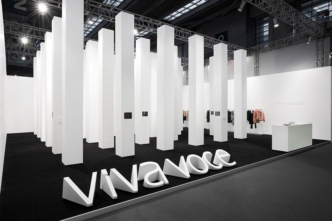 深圳展廳設(shè)計(jì)裝修概念與報(bào)告圖2 深圳展廳設(shè)計(jì)裝修概念與報(bào)告圖2