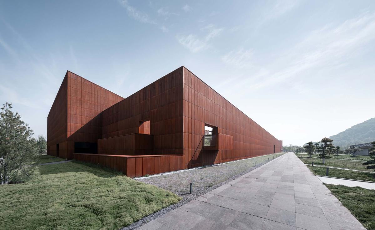 52_西南角?侯博文.jpg 52_西南角?侯博文.jpg